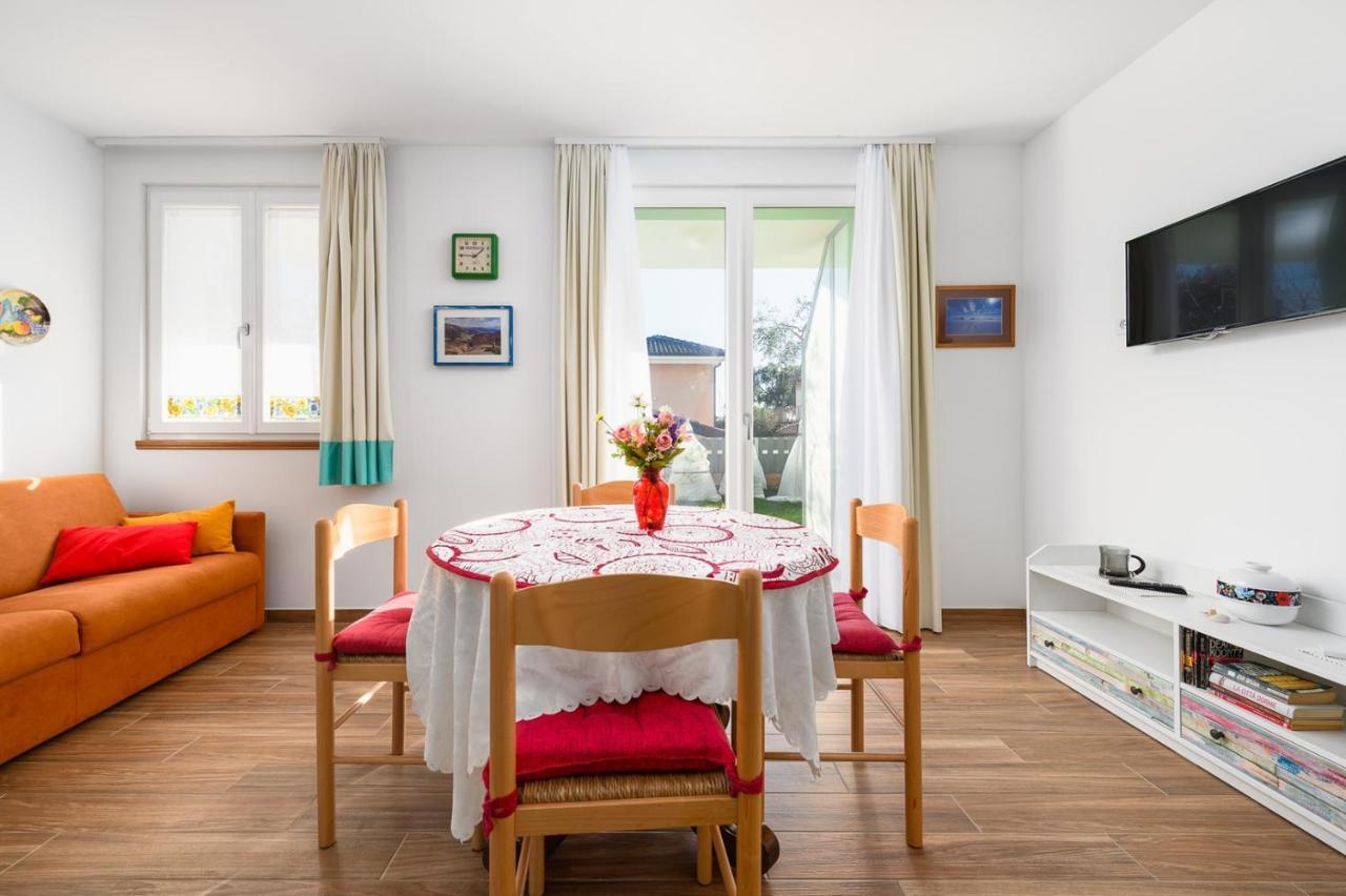 Andrea House With Apartments Umago Esterno foto